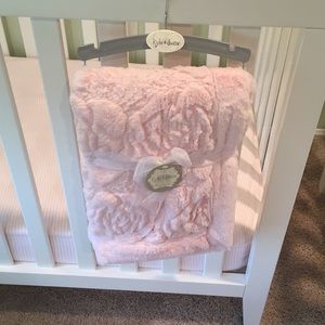 NEW - pink plush baby girl blanket